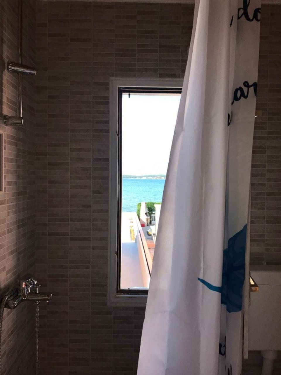 Apartments Petar - 30 M From Sandy Beach Nin Buitenkant foto