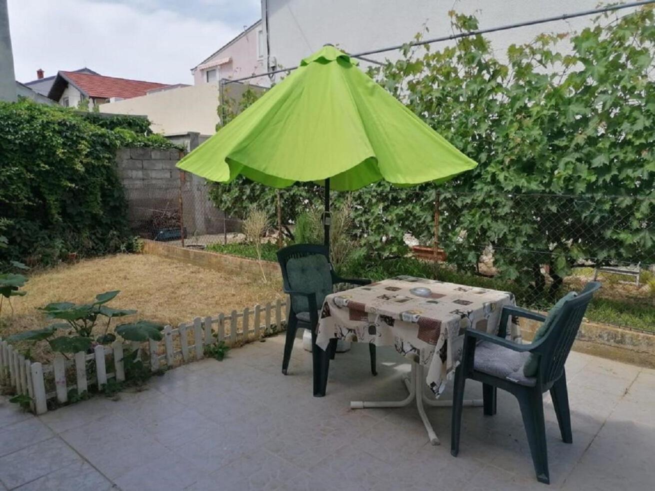 Apartments Petar - 30 M From Sandy Beach Nin Buitenkant foto