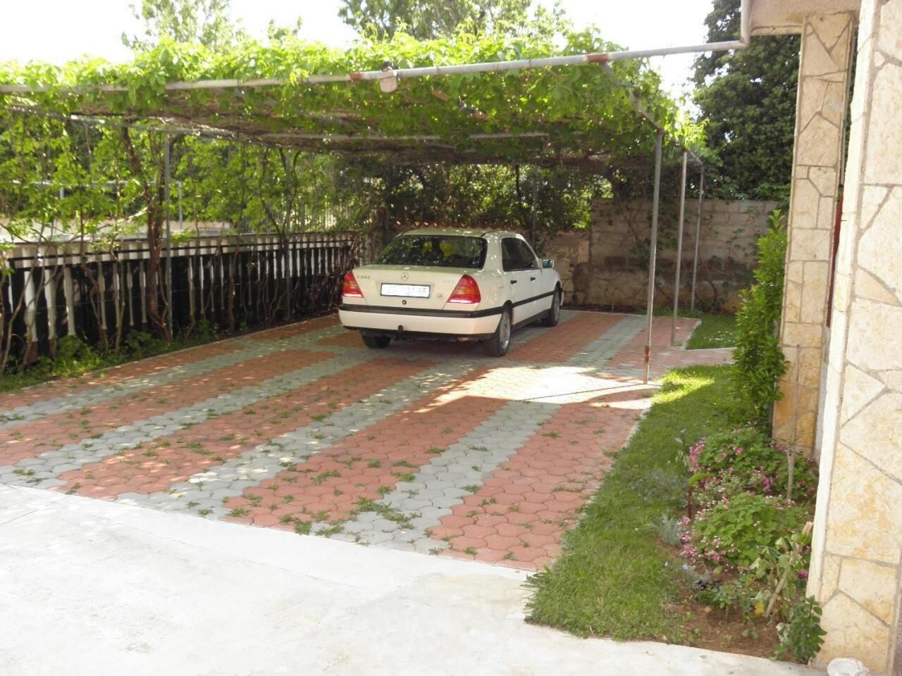 Apartments Petar - 30 M From Sandy Beach Nin Buitenkant foto